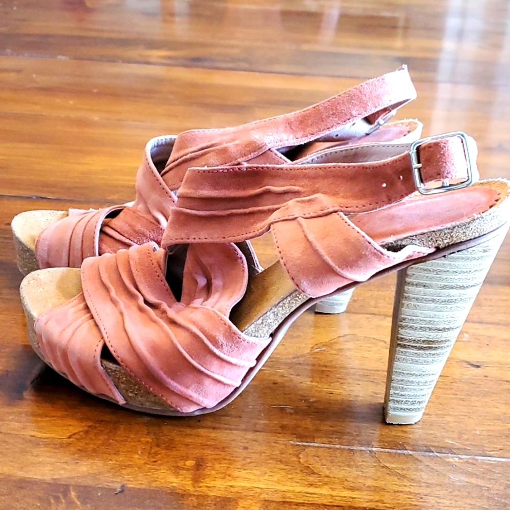 Cordani Rose Pink Suede Strap Heels Spain 38